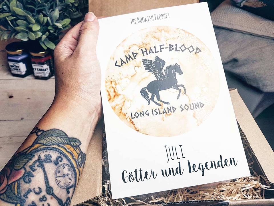 Unpacking: Bookish Prophet Juli | Götter und&nbsp;Legenden