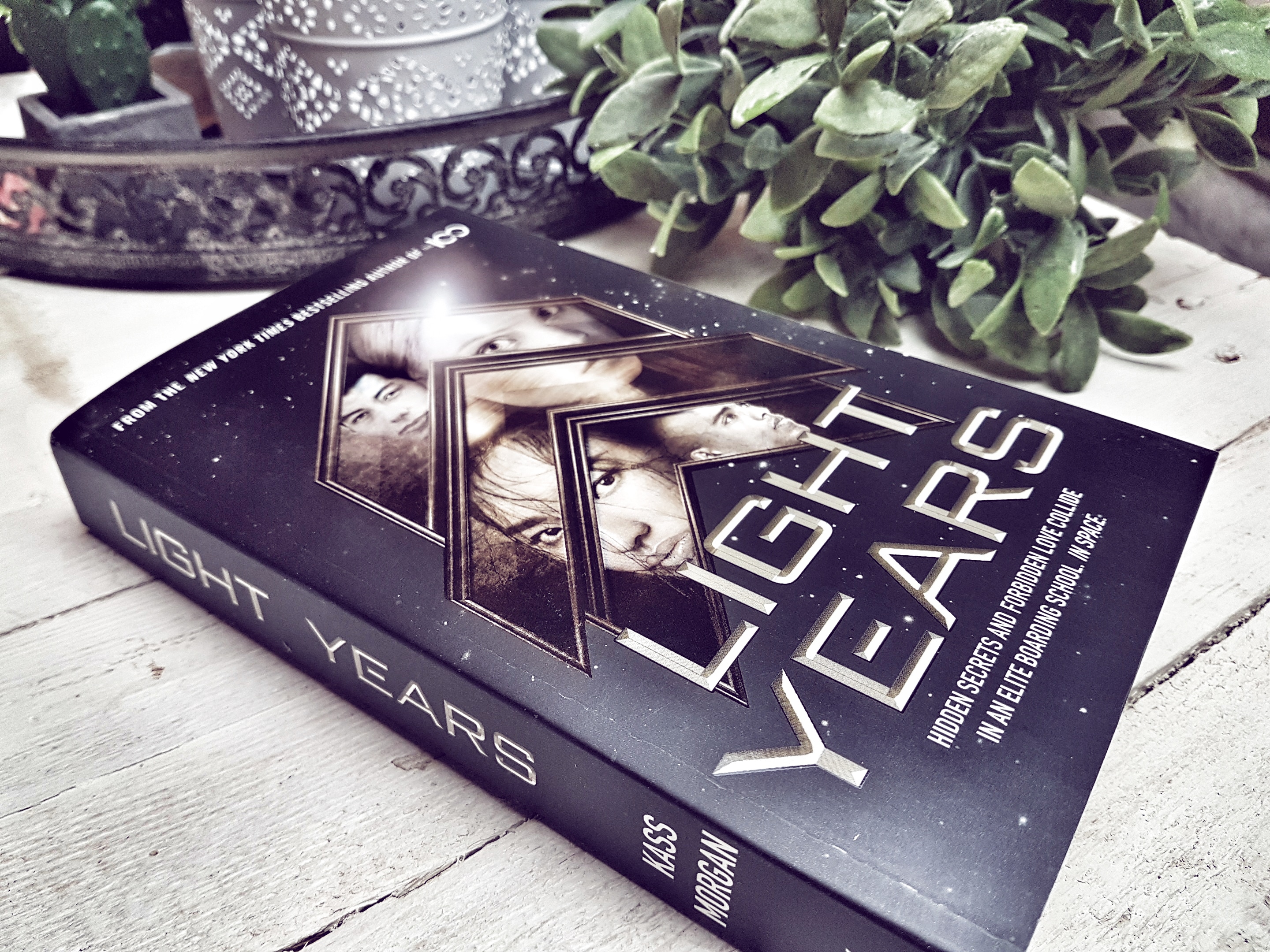 Illumicrate Hidden Talents Light Years