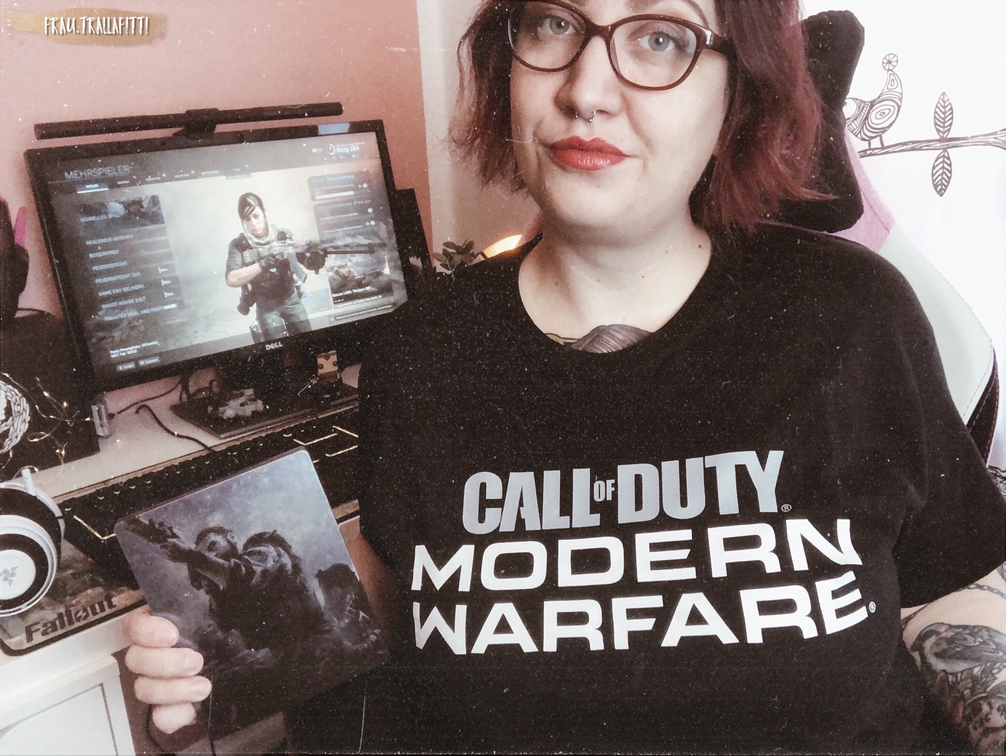 CoD MW Shirt